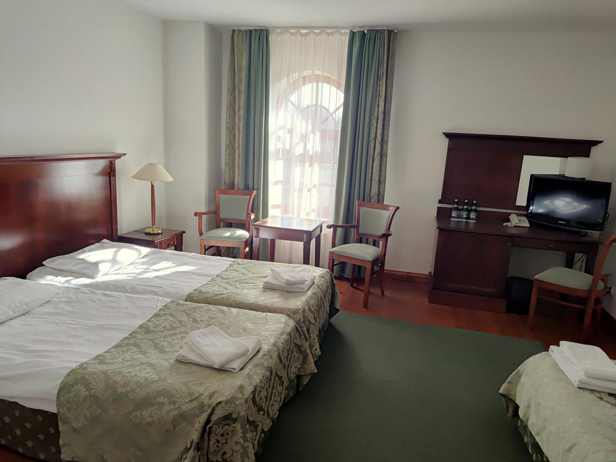Palac W Rymaniu 3* Rymań